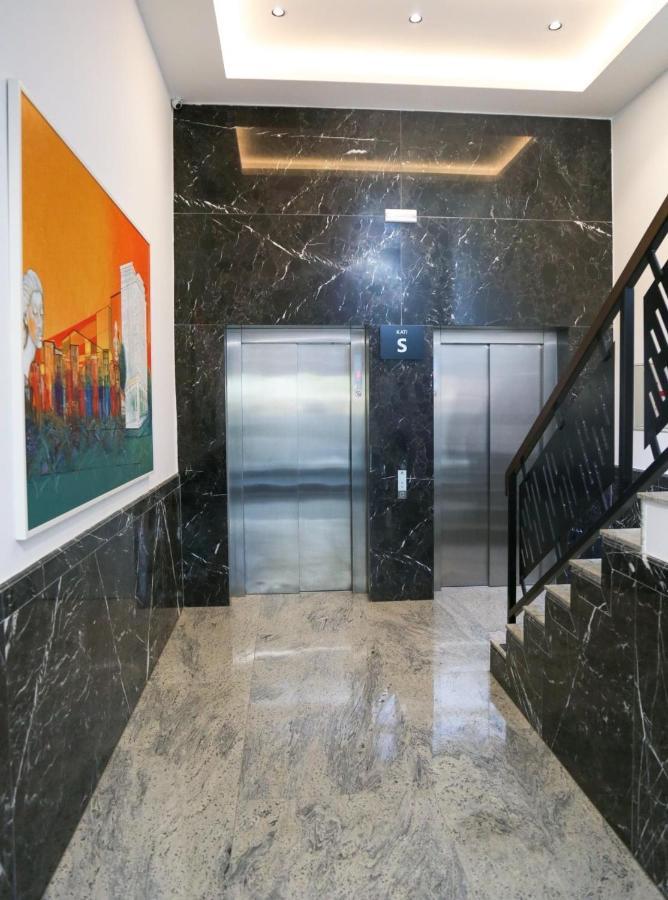 Central Luxury Apartment Πρίστινα Εξωτερικό φωτογραφία